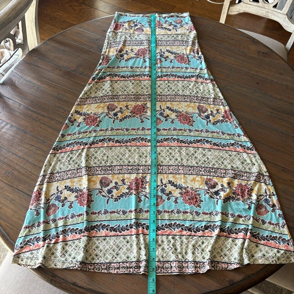 Her She size M maxi skirt - Picture 13 of 14